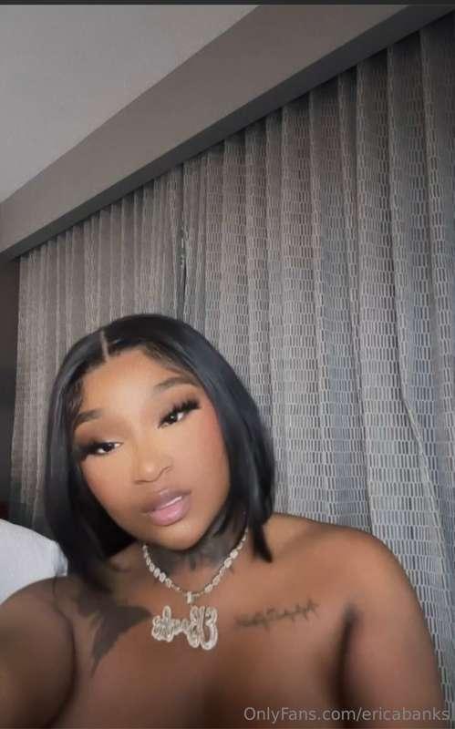 Wanna play daddy? 😈💦 I wanna get ***𝐅𝐈𝐋𝐓𝐇𝐘*** with u so ***𝐃..