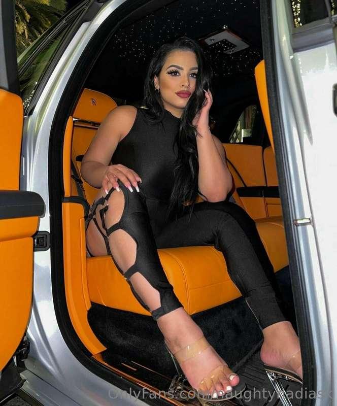 U ever wanted to do naughty shit in a Rolls?