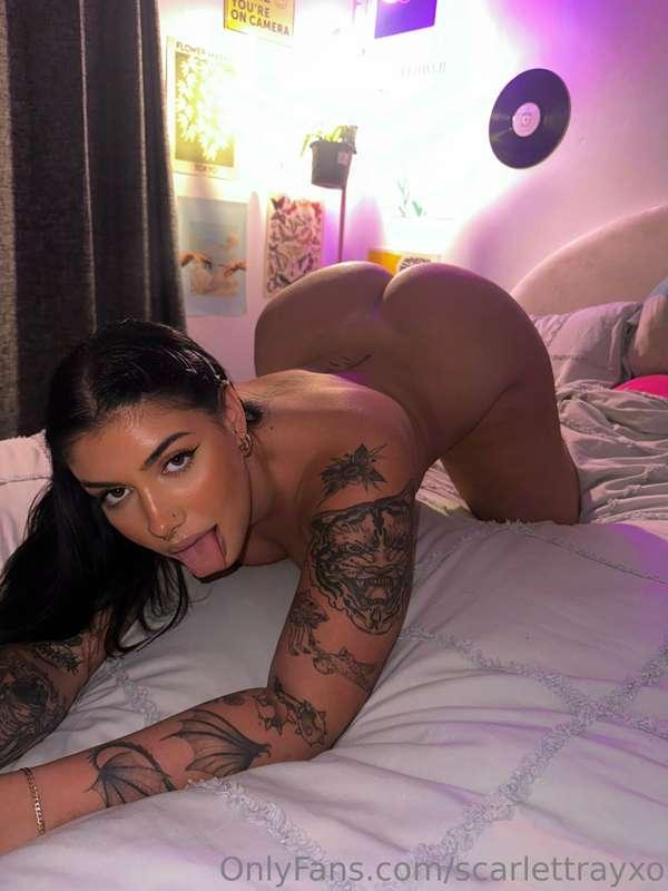 Lick my crack and I'll lick your cock, Daddy! 👅💦