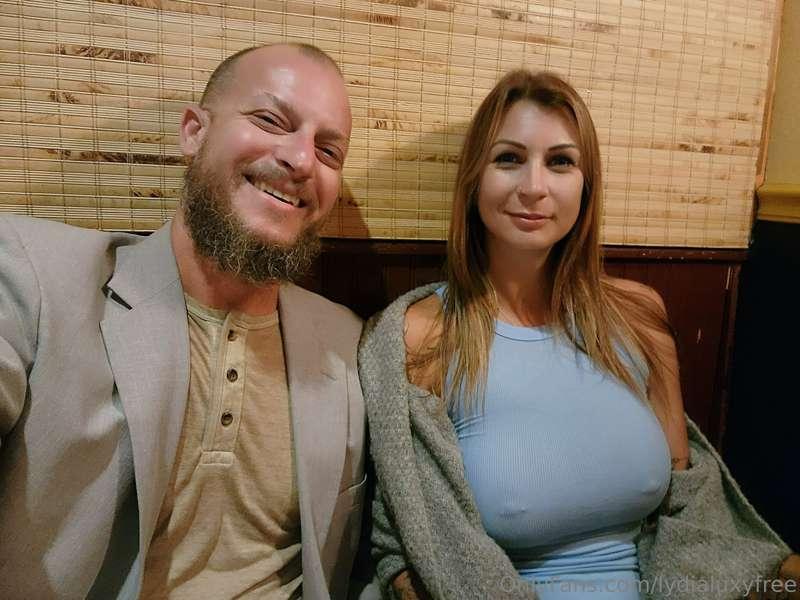 @woodsman-wife and @lydialuxy 😍
My husband loves showing me ..