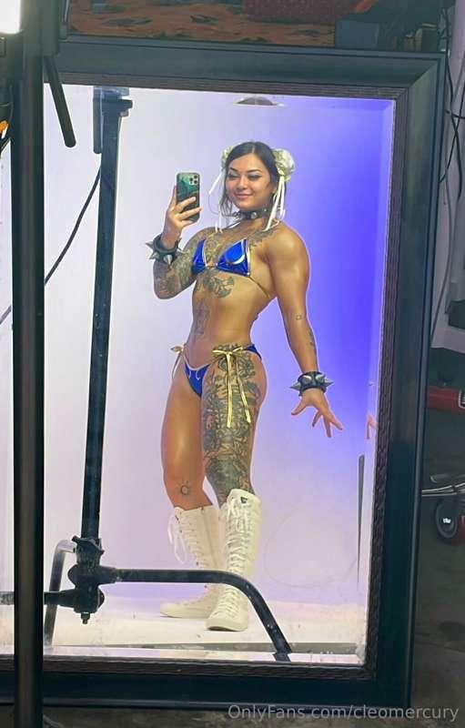 first sneak peek at a super fun, sexy cosplay i just did!! i..