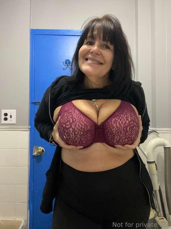 I’mstill Here So be nice to me 💜💜💜