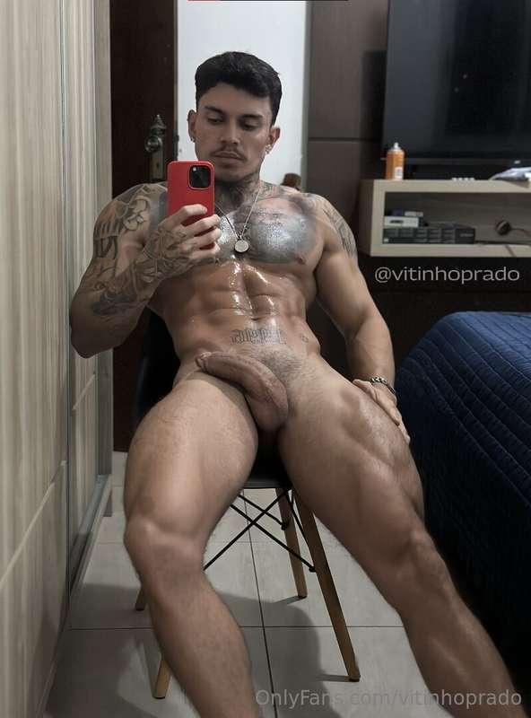 Mama ou senta? 😏  Suck or ride? 😏