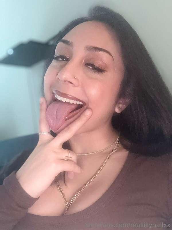 Mommy is feeling real naughty! 😈 hit me up in the DM’s! 