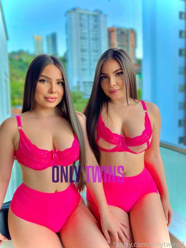 onlytwins3 image #2