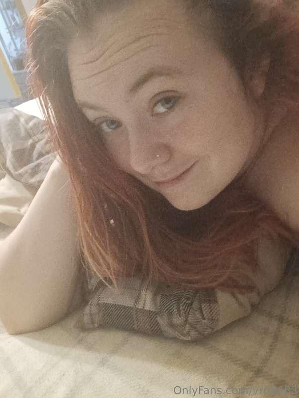 I definitely don't wanna get outta bed today
