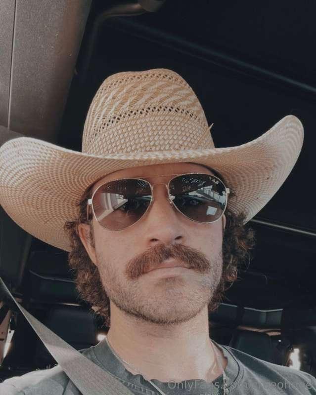 😎