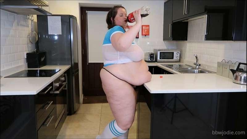 Coke Bloating, look at all that belly draping over the count..