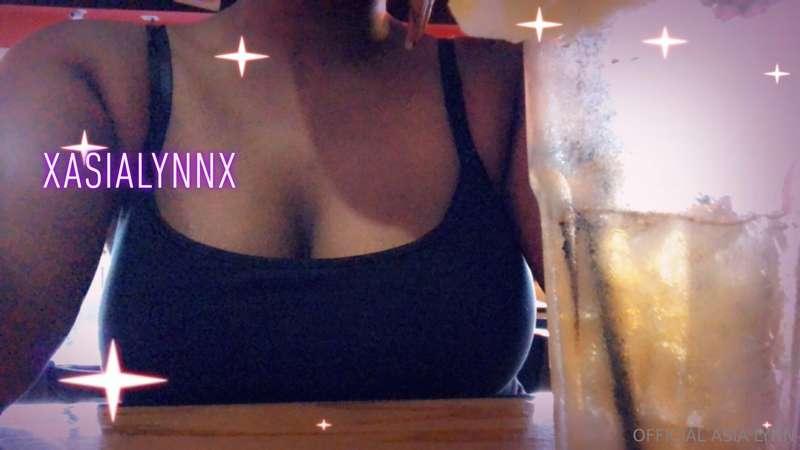 # should I pull them out? 👀
@xasialynnx
