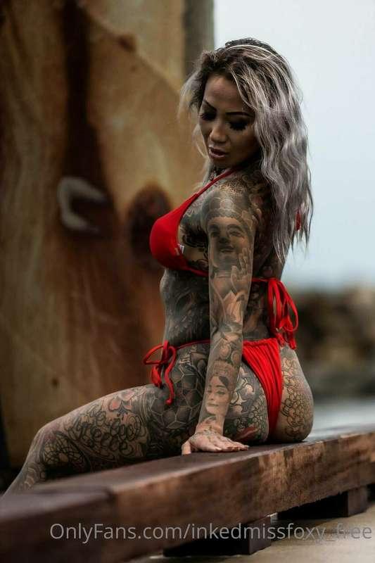 ## RED IS FOR THE BIG NAUGHTY BOYS 🥵  Are you one? DM and i'..