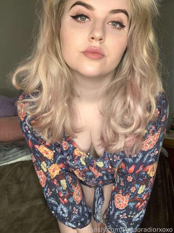 pandoradiorxoxo image #0