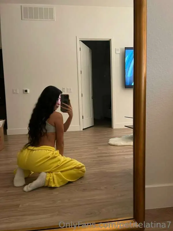 let me show you how proud I am to be here 👀