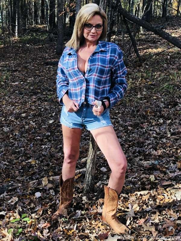 Playing in the woods today hope you enjoy I will try and hav..
