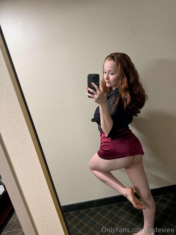 Take a little peep 🍑🍑
