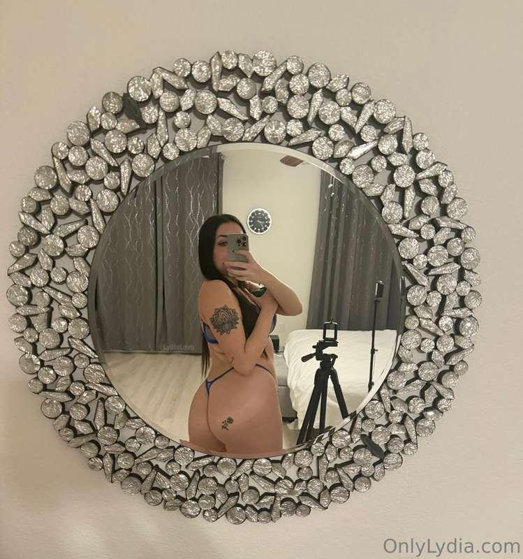 i took this right before i kissed a cute girl and sucked her..