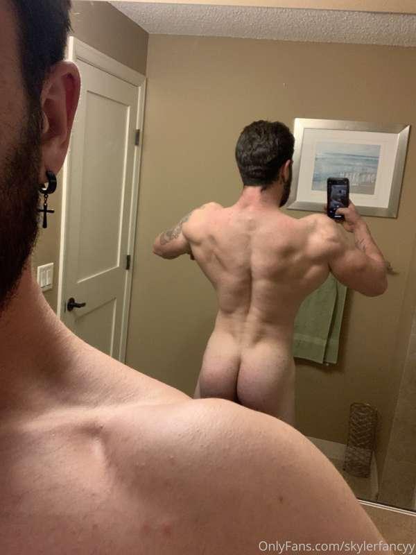 I’ll be training my ass tomorrow anyone want to see ?