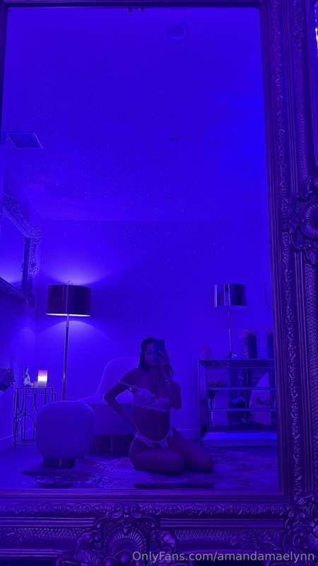 Show me love ✨ text me 😘