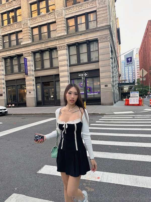 let me show you around 👀