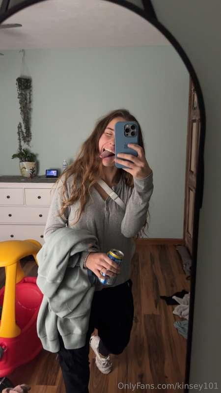 Sorry babes, I have been super busy moving here lately but I..