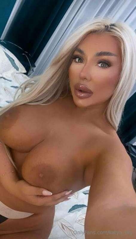 #advertisingI'm Ruby, the horniest girl on OF🥵😈 Looks like y..