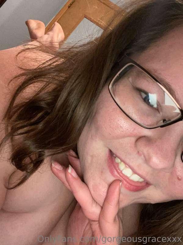 Quick question:
Would anyone be interested in me doing a LIV..