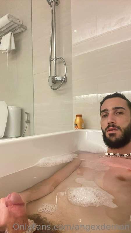 Dans le bain 🛀