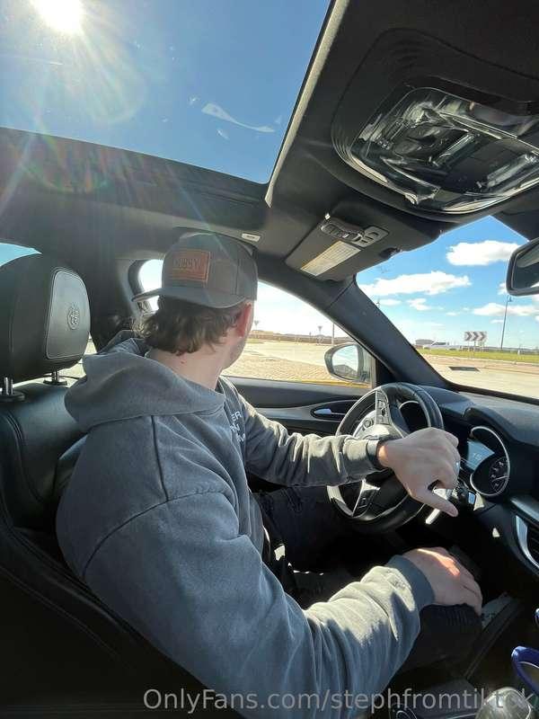 Daddy’s whippin 🏁