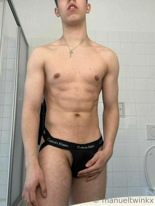manutwinkx image #2