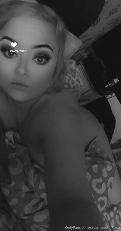 I love this photo I feel so sexy in it, hope you're all havi..