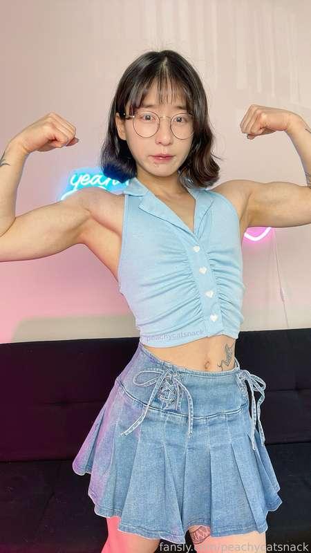 peachycatsnack image #2