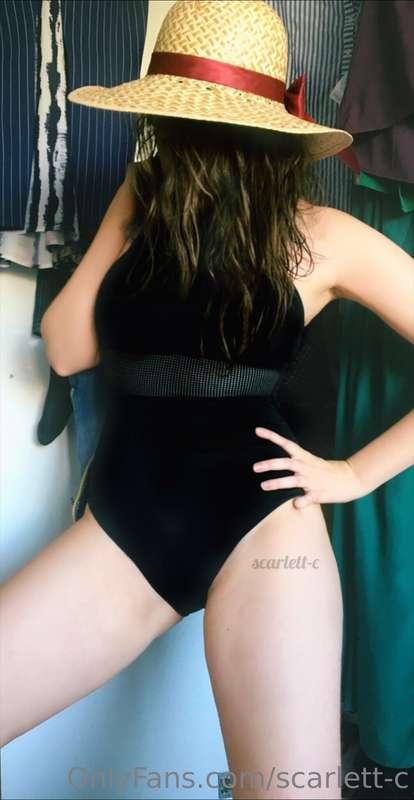 would you go down to the beach with me?🏝️ or tackle me down ..