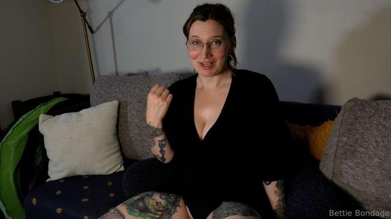 Upcumming quickie clip--sex ed with your friend's MILF! Film..