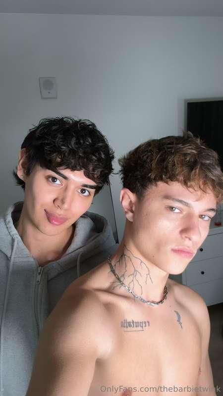 with @bnnytwnk our latest collab was so hot! both sucked eac..