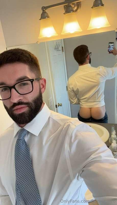Who’s sitting on my face after work? 