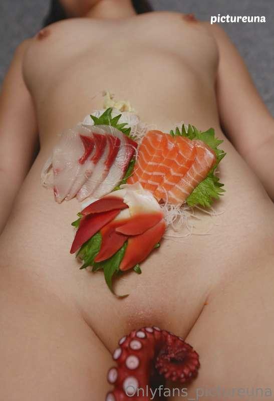 女体盛り