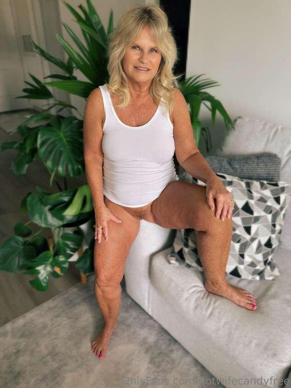 Good morning, can you help find my panties?💋💋💋Candy