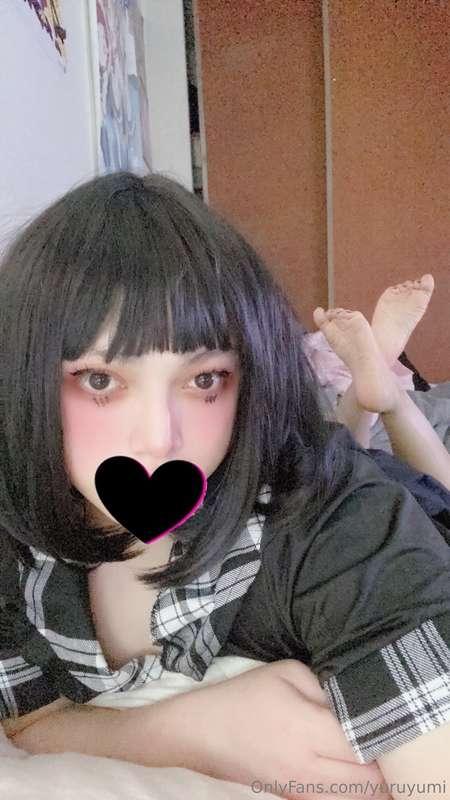 The Pose, ready to get my soles fucked 🍆💦👣