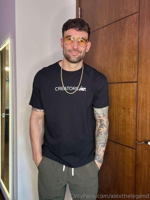 😎