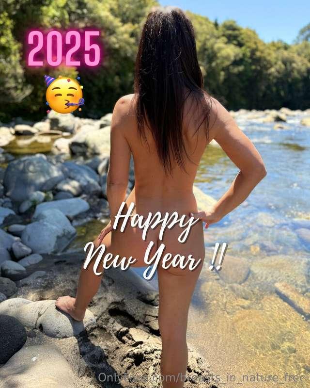 …….🥳🥳🥳‼️ Happy New Year ‼️🥳🥳🥳……Thank You to All My Amazing F..