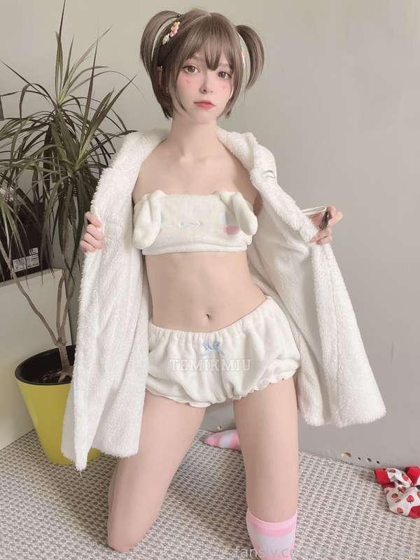 temikmiufeet image #8