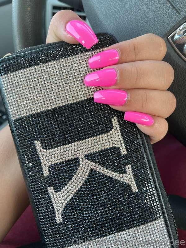 New nails thanks to you guys 🥰