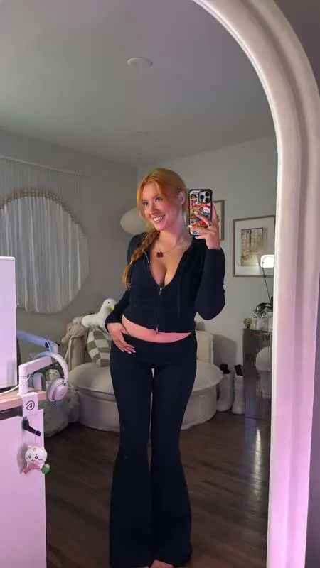 Cute sweatsuit 