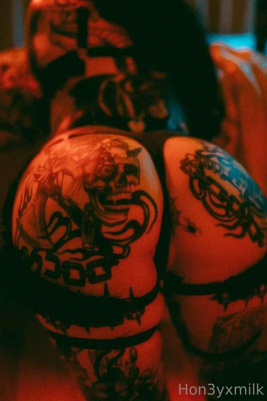 take my thong off 😈