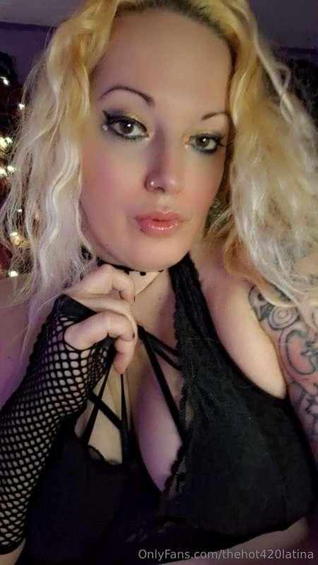 💋Pretty & just as naughty.💋I know you want to see all of me...