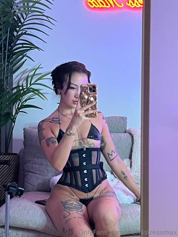 What femdom content do you want to see me film with a sub?? 