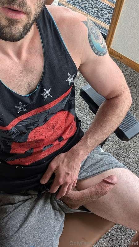 I accidentally came while trying to get some work done 😉💦
