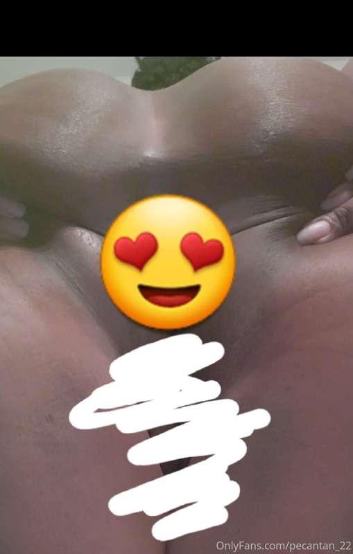 If you like ass (and asshole), then you'll love this video 😉..