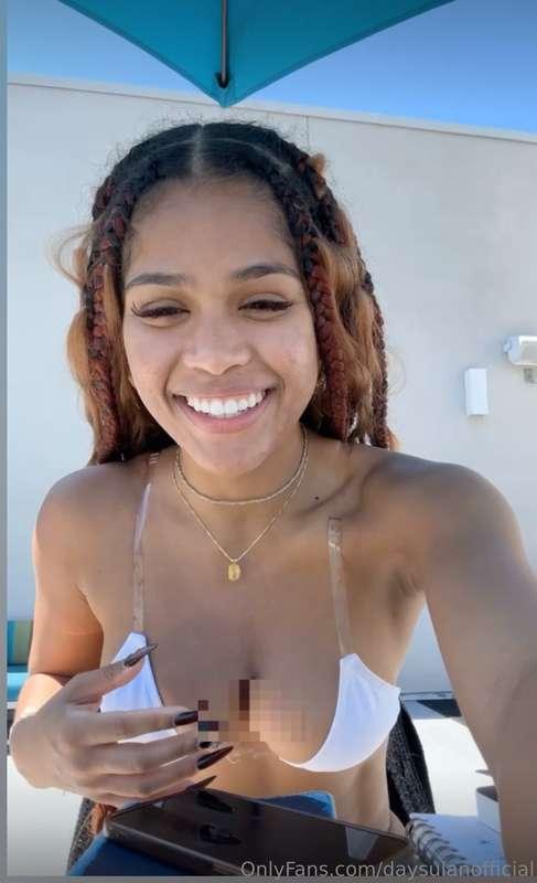 I bet I'm the reason you look down on your... and smile?😉🤭