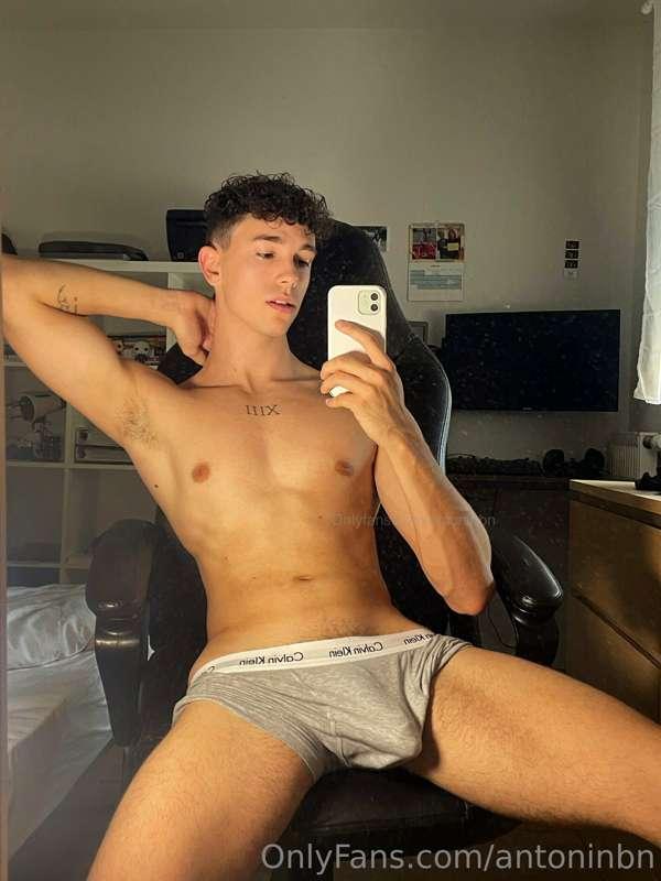 Do you want see my cock ? 🍆