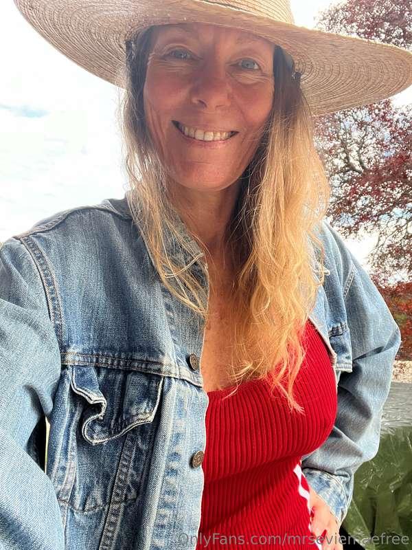 My Levi's jacket from the early 1980's, I'm still rocking it..